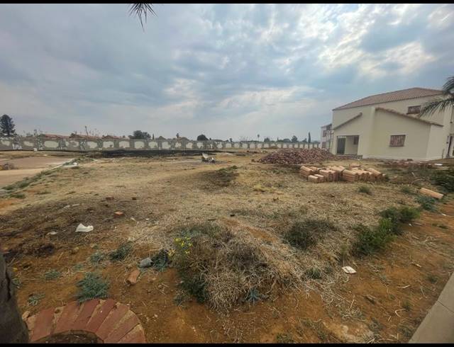 LAND FOR SALE IN KLIPPOORTJIE